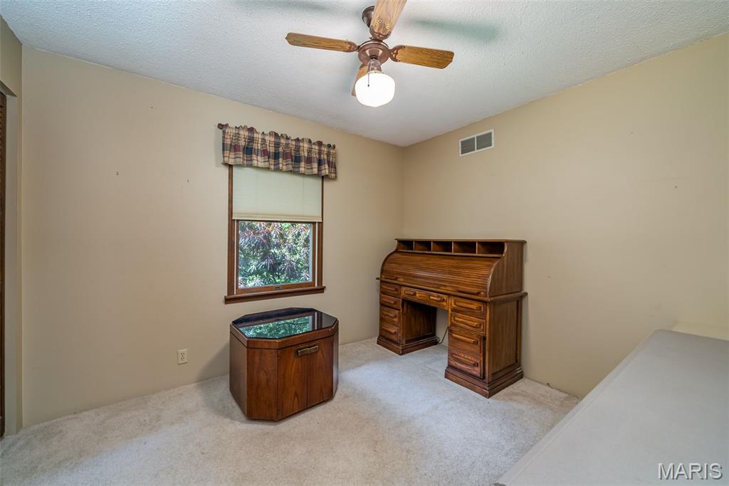 862 College Road Union, MO 63084 - Photo 24 of 46
