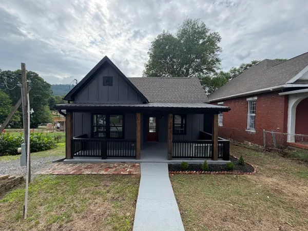 $299,900 | 4213 Grand Avenue, Chattanooga, TN 37410