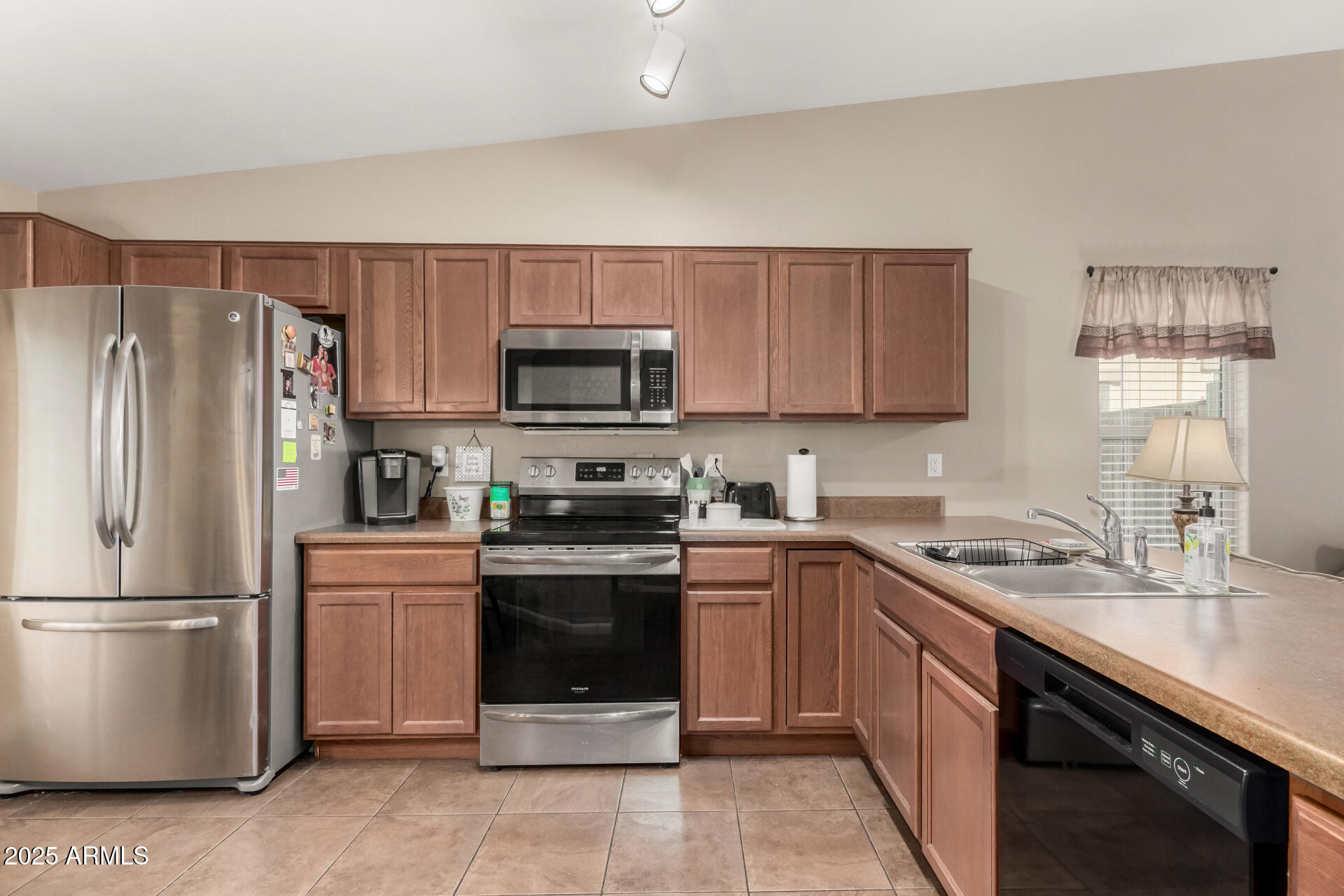 2771 South Conestoga Road Apache Junction, AZ 85119 - Photo 8 of 24 13 - Conestoga