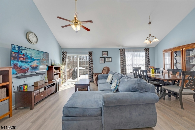 5656 Berkshire Valley Road Oak Ridge, NJ 07438 - Photo 8 of 38