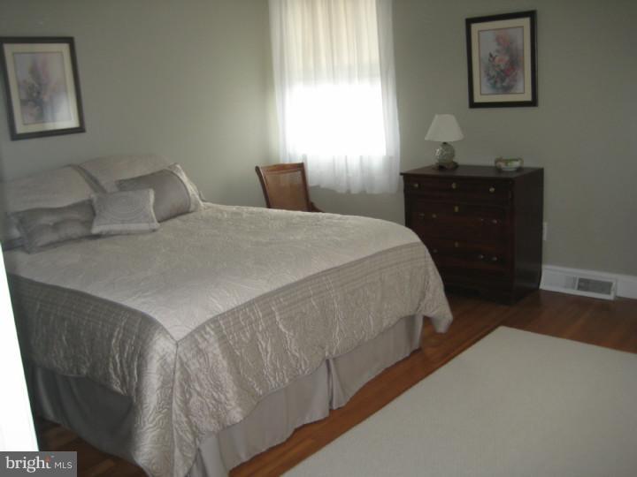 217 Beaver Road Southampton, PA 18966 - Photo 20 of 23 Bedroom 2