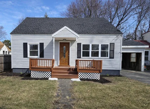 $269,999 | 6 Liberty Street, Fairfield, ME 04937