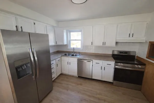 $239,999 | 6 Liberty Street, Fairfield, ME 04937