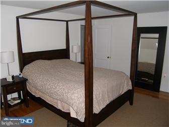 712 Spring Avenue Fort Washington, PA 19034 - Photo 6 of 9 Bedroom - Main