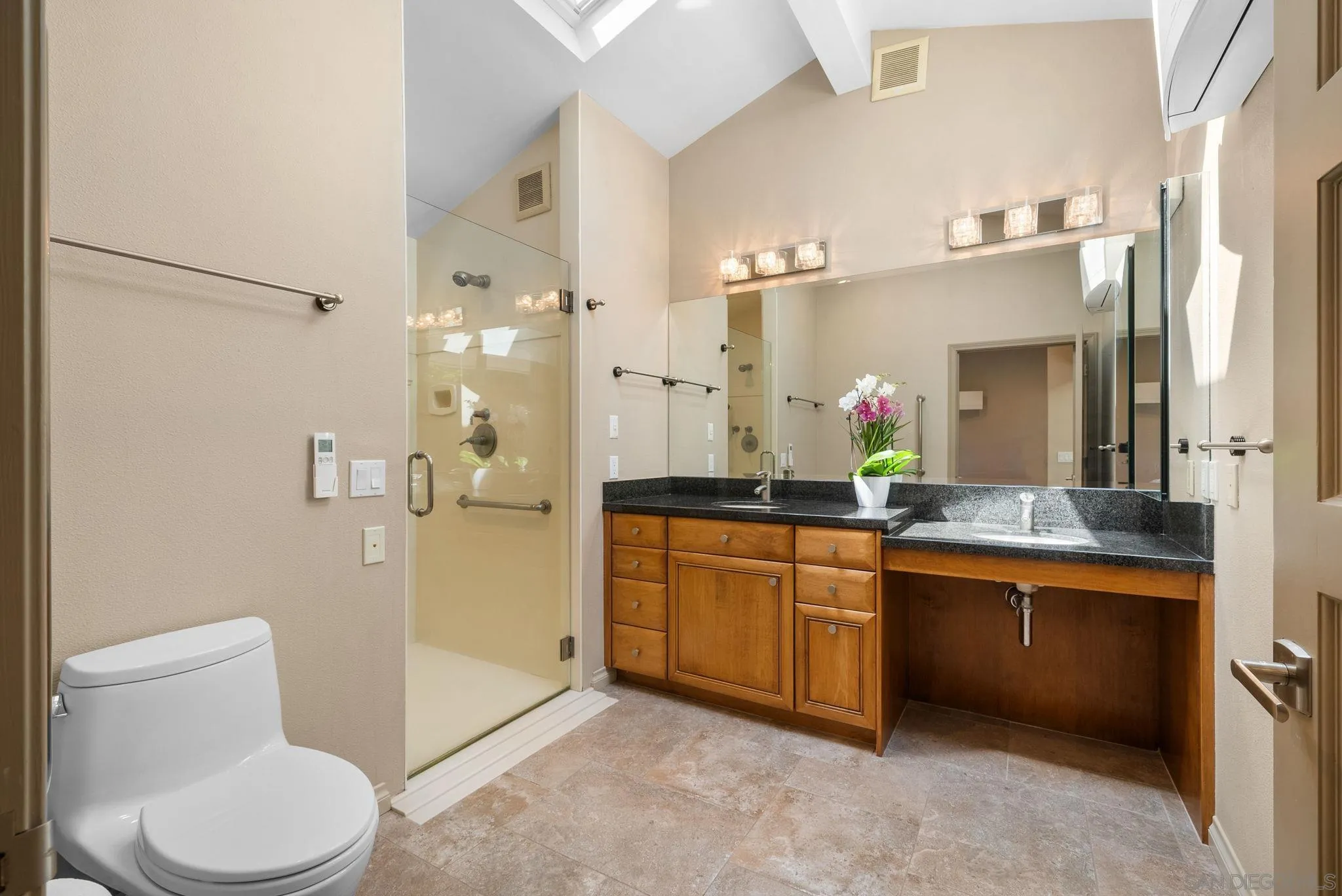 15925 Lime Grove Road Poway, CA 92064 - Photo 34 of 42 Bathroom is accessible, perfect for multi-generational living