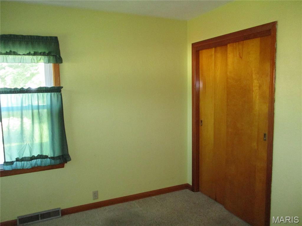 103 Paulette Street Chester, IL 62233 - Photo 17 of 41