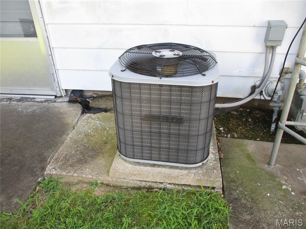 103 Paulette Street Chester, IL 62233 - Photo 9 of 41