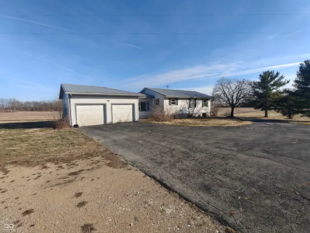 $369,900 | 760 East 600 South, Shelbyville, IN 46176