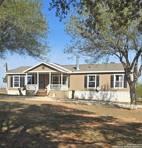 $276,900 | 188 Country View Lane, Floresville, TX 78114