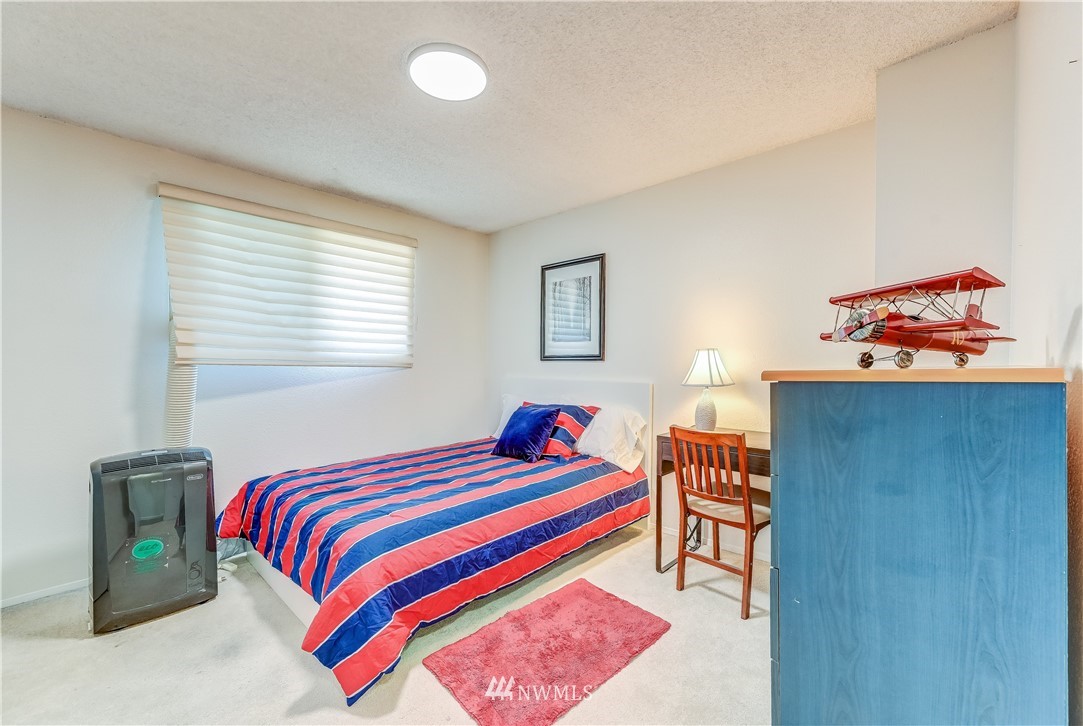 12918 Southeast 186th Street Renton, WA 98058 - Photo 14 of 25 Gallery Image 14