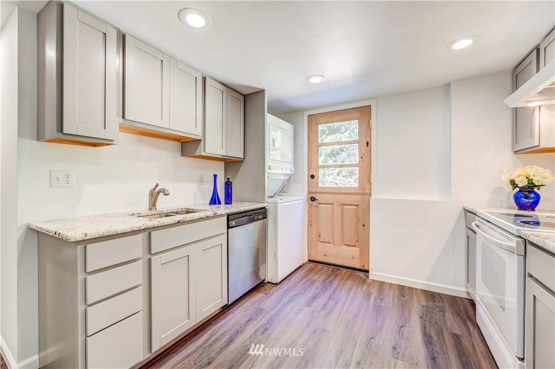 12918 Southeast 186th Street Renton, WA 98058 - Photo 18 of 25 Gallery Image 18