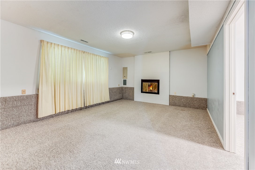 12918 Southeast 186th Street Renton, WA 98058 - Photo 22 of 25 Gallery Image 22