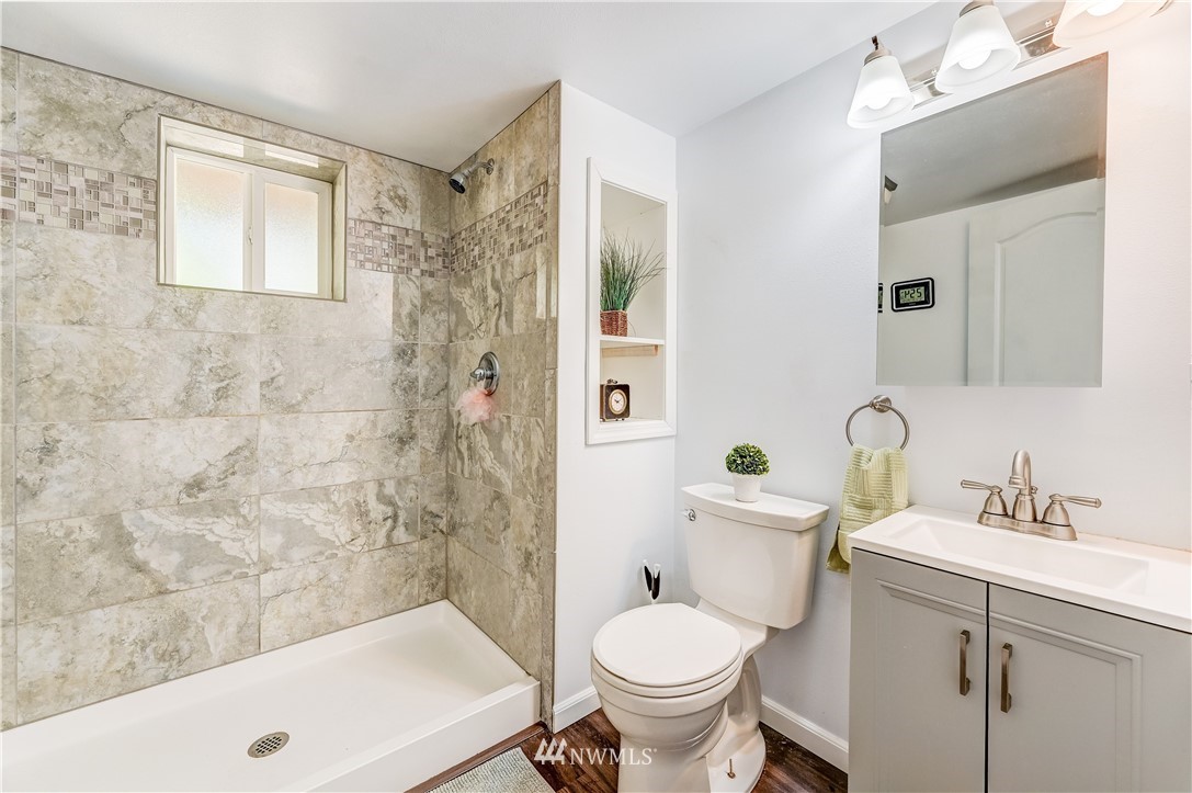 12918 Southeast 186th Street Renton, WA 98058 - Photo 23 of 25 Gallery Image 23
