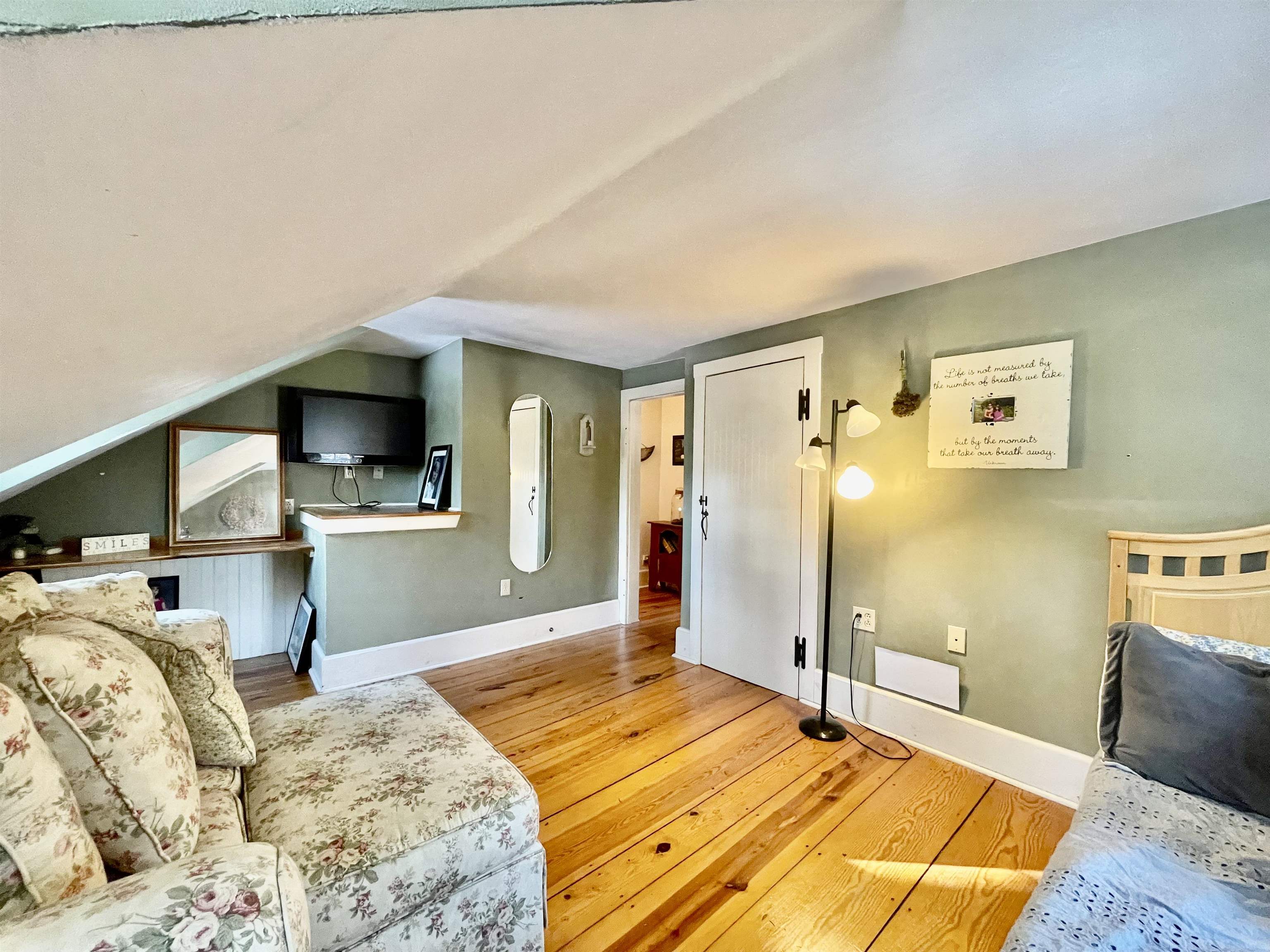 2 Thornton Road West Merrimack, NH 03054 - Photo 35 of 40