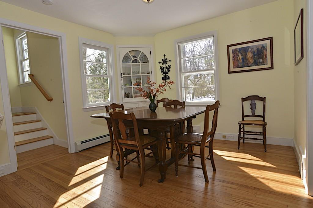 2 Waverly Road Cape Elizabeth, ME 04107 - Photo 7 of 17 Photo