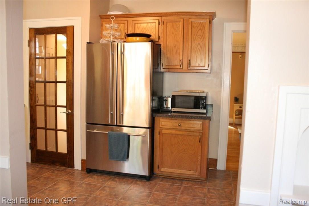 4810 Audubon Road Detroit, MI 48224 - Photo 17 of 36 17 IMG_4357.JPG
