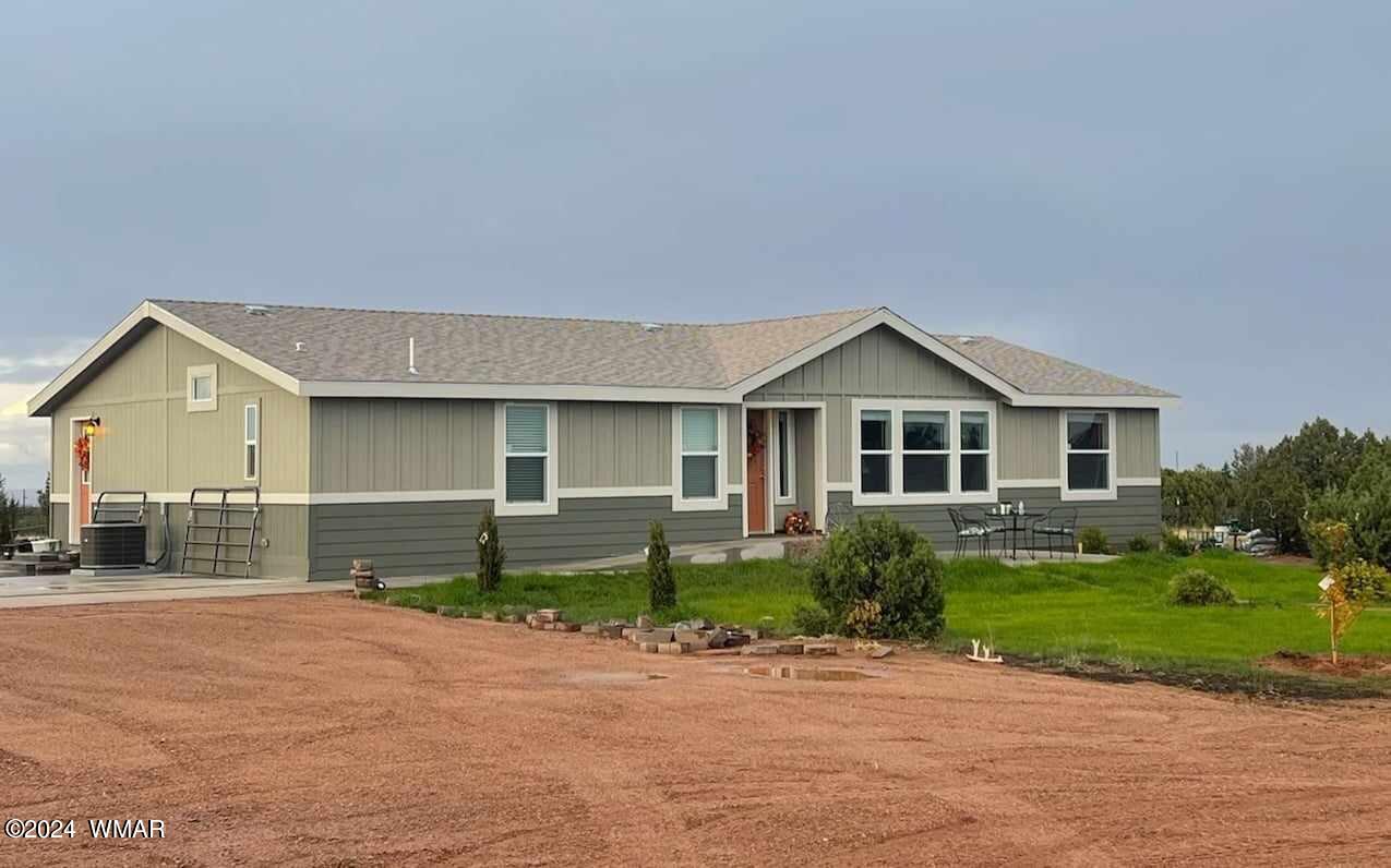 4 Cr 5270 Road Concho, AZ 85924 - Photo 21 of 48 Front