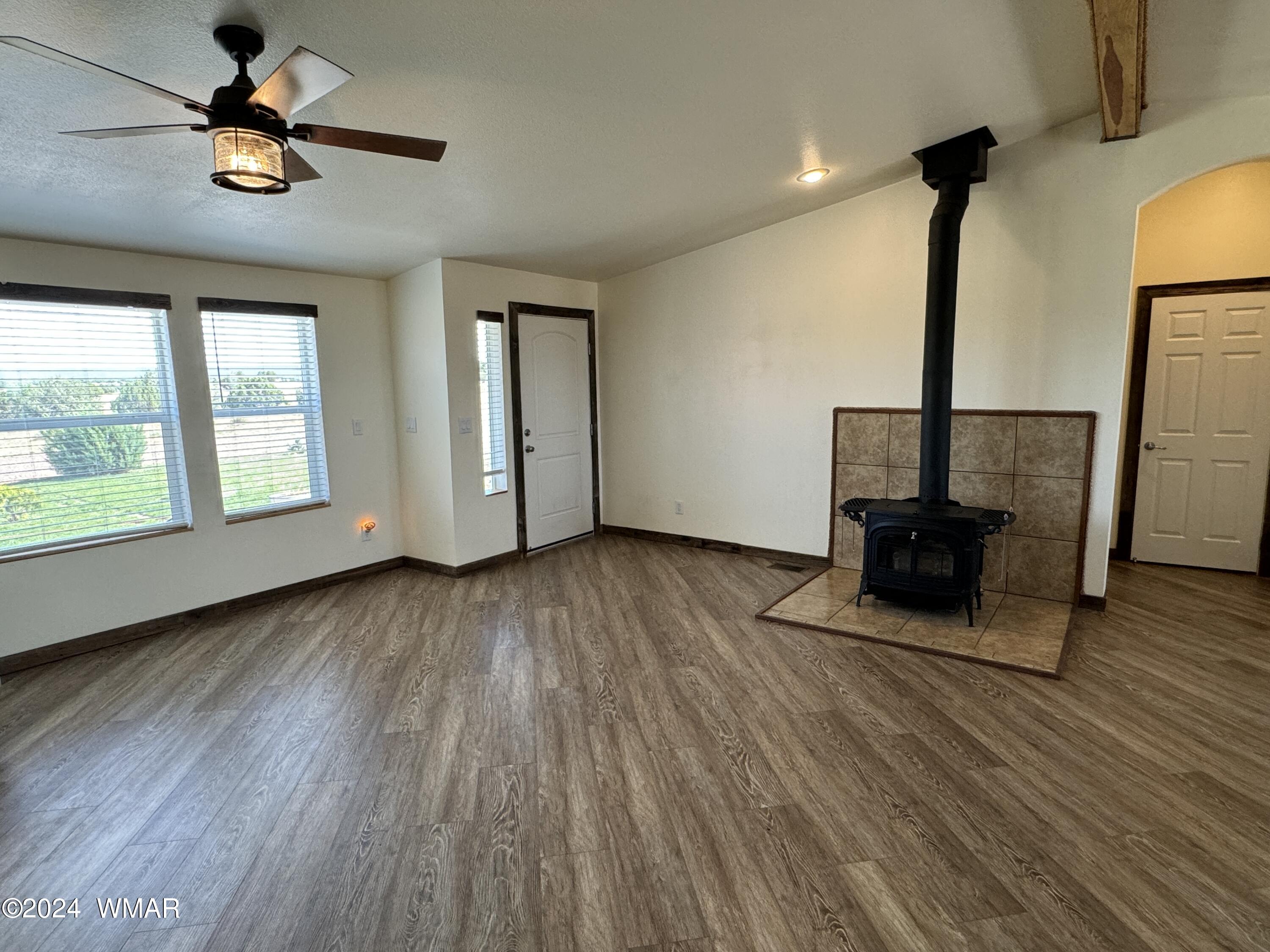 4 Cr 5270 Road Concho, AZ 85924 - Photo 5 of 48 IMG_1888