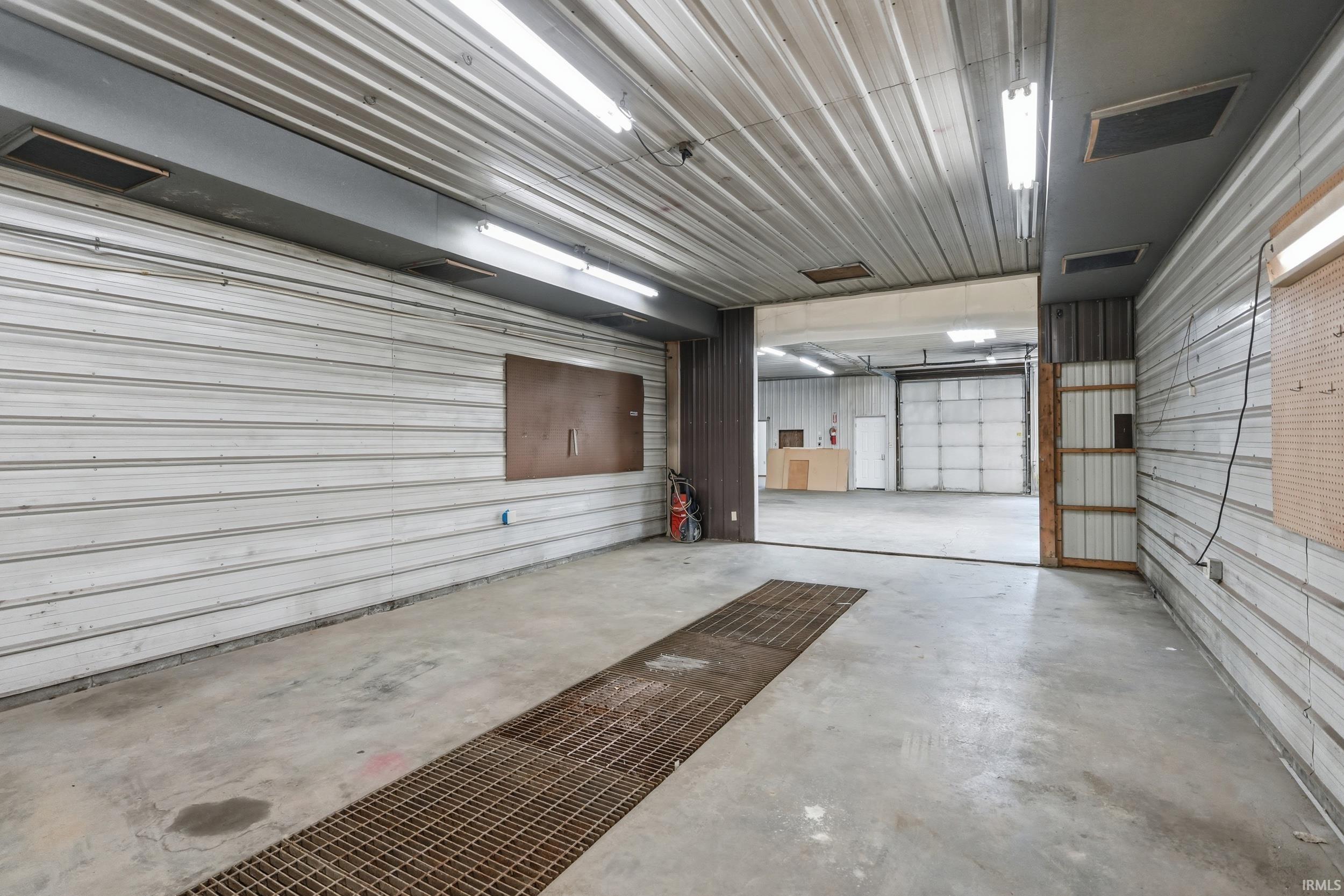 307 Nursery Street Lagrange, IN 46761 - Photo 11 of 35