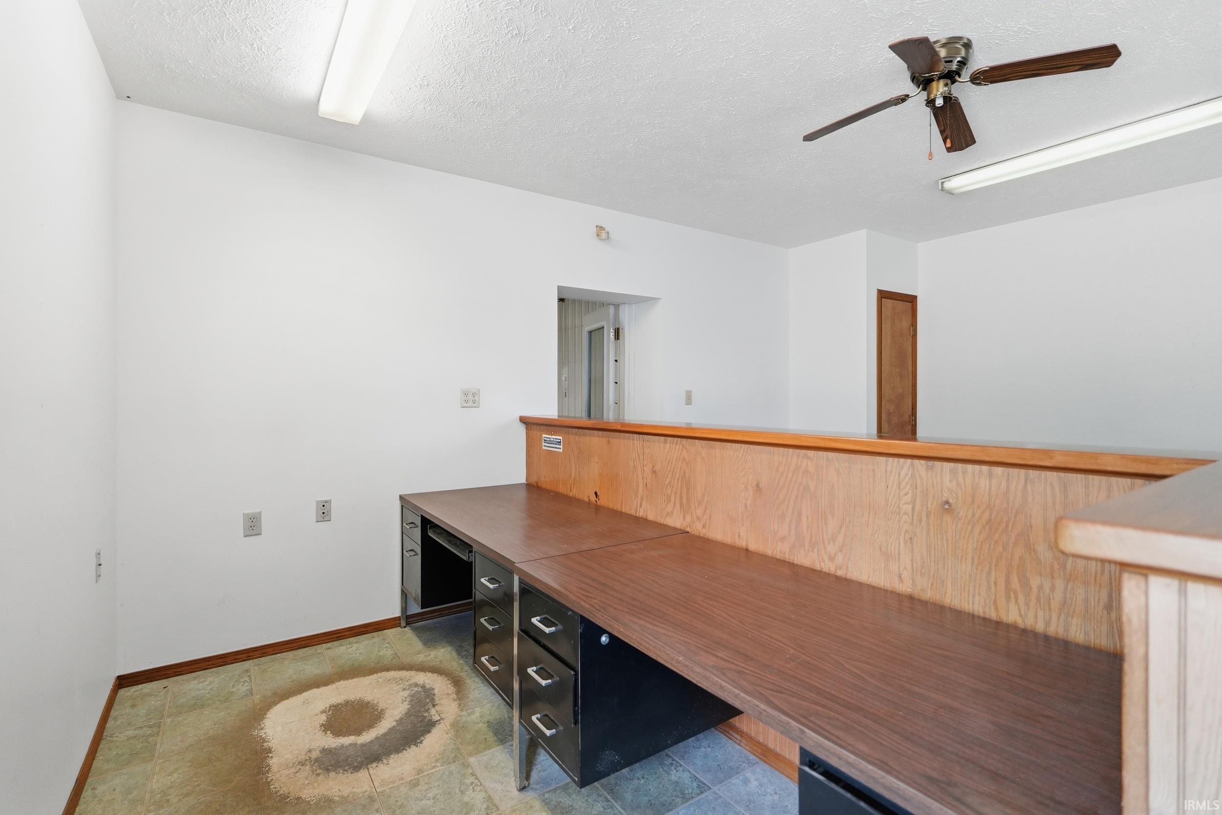 307 Nursery Street Lagrange, IN 46761 - Photo 8 of 35