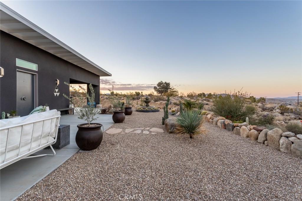 7802 Quail Springs Road Joshua Tree, CA 92252 - Photo 43 of 46 a view of outdoor space