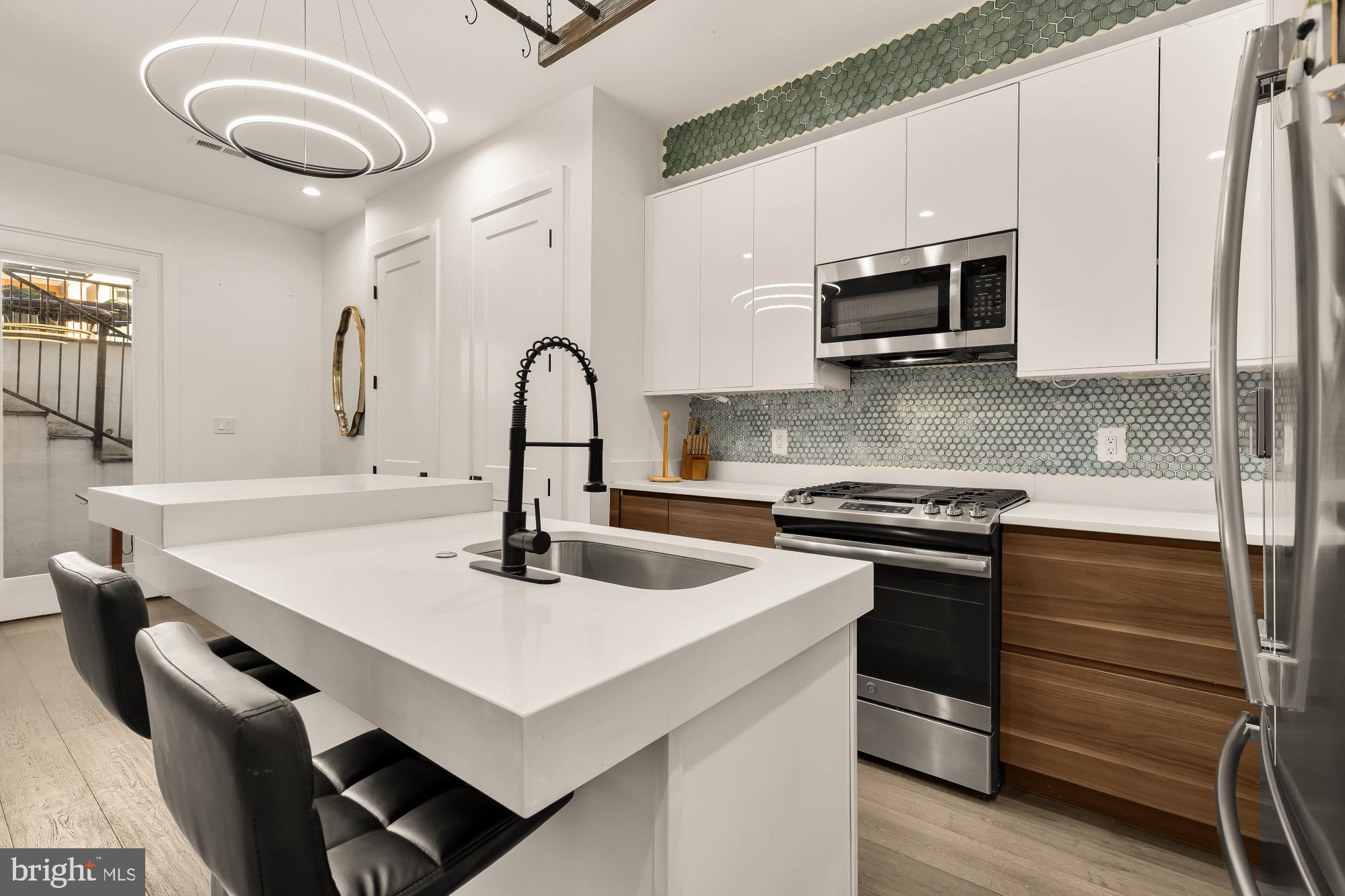 1428 Meridian Place Northwest, Unit 1 Washington, DC 20010 - Photo 13 of 31