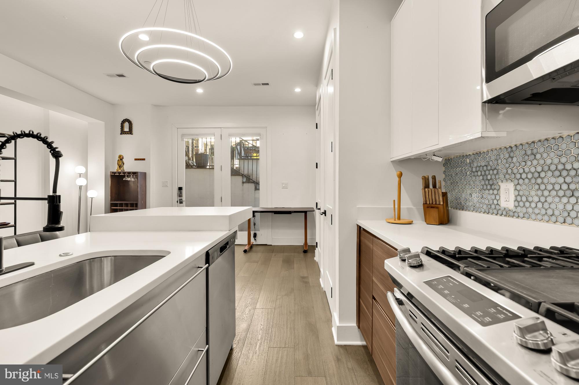 1428 Meridian Place Northwest, Unit 1 Washington, DC 20010 - Photo 16 of 31