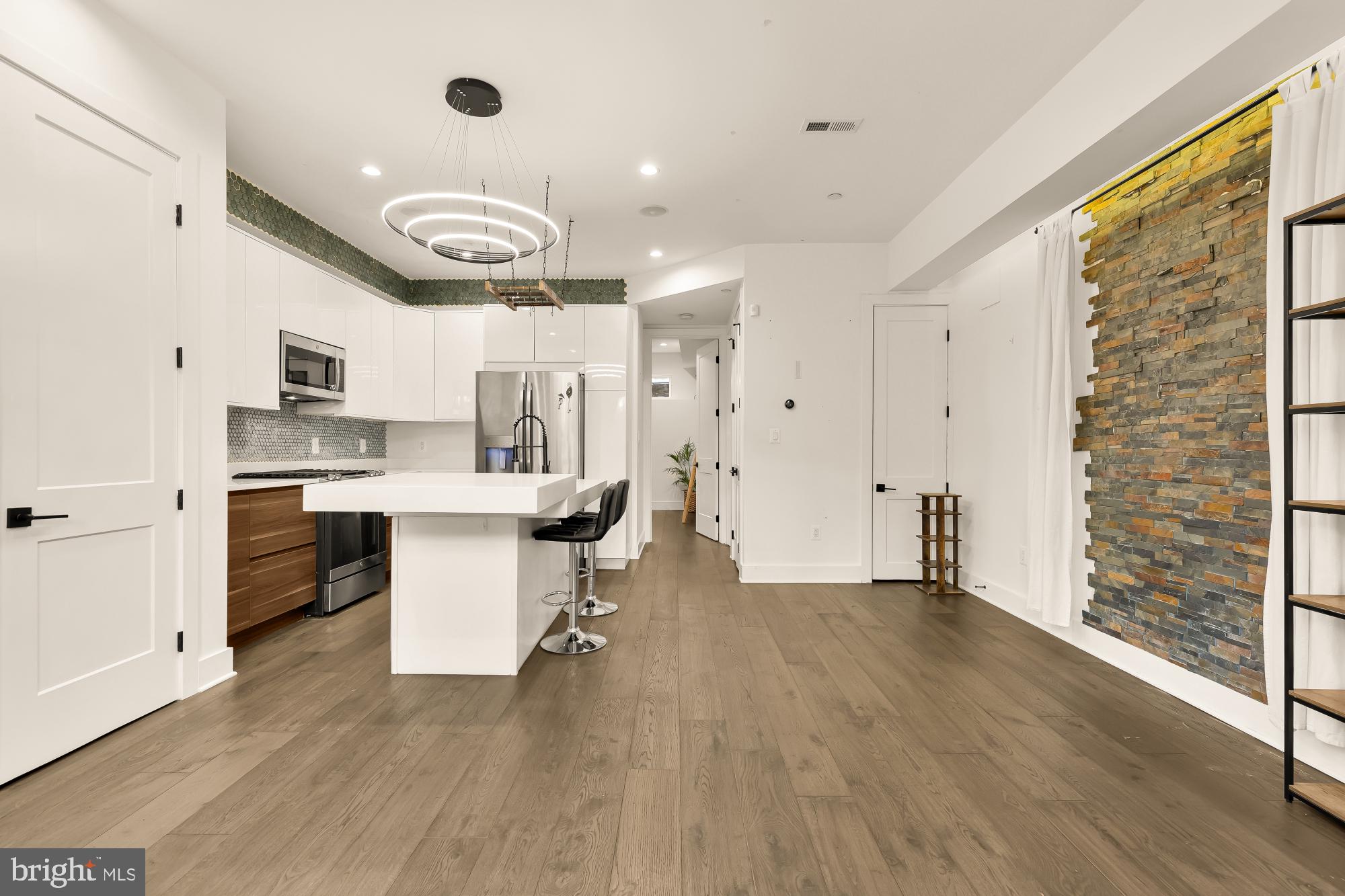 1428 Meridian Place Northwest, Unit 1 Washington, DC 20010 - Photo 7 of 31