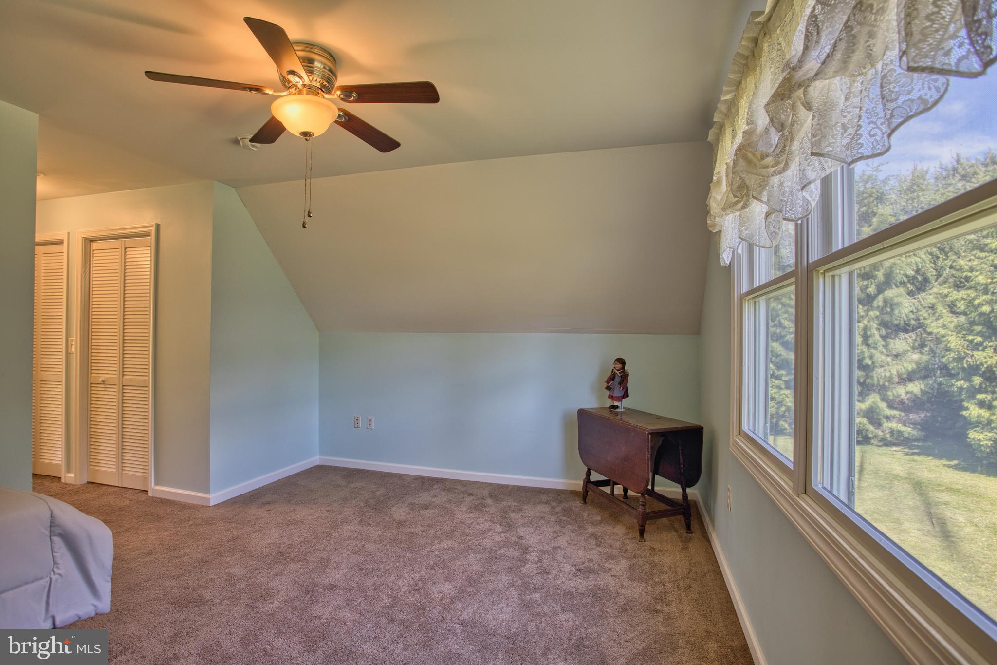 1129 Hemlock Road Grantsville, MD 21536 - Photo 32 of 72 Primary Bedroom - Sitting Area