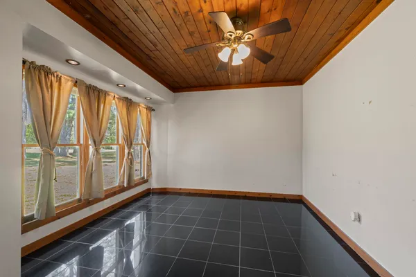 $475,000 | 330 Wildflower Drive, Somerville, TN 38068
