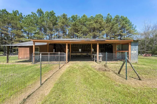 $475,000 | 330 Wildflower Drive, Somerville, TN 38068