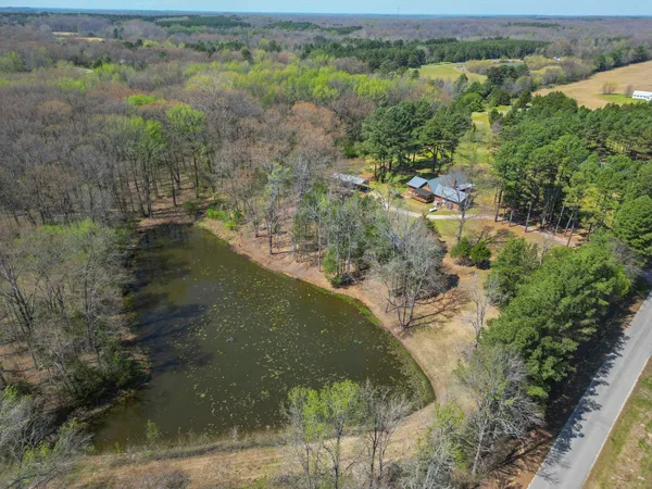 $475,000 | 330 Wildflower Drive, Somerville, TN 38068