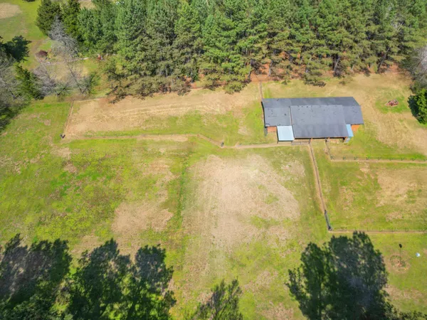 $475,000 | 330 Wildflower Drive, Somerville, TN 38068