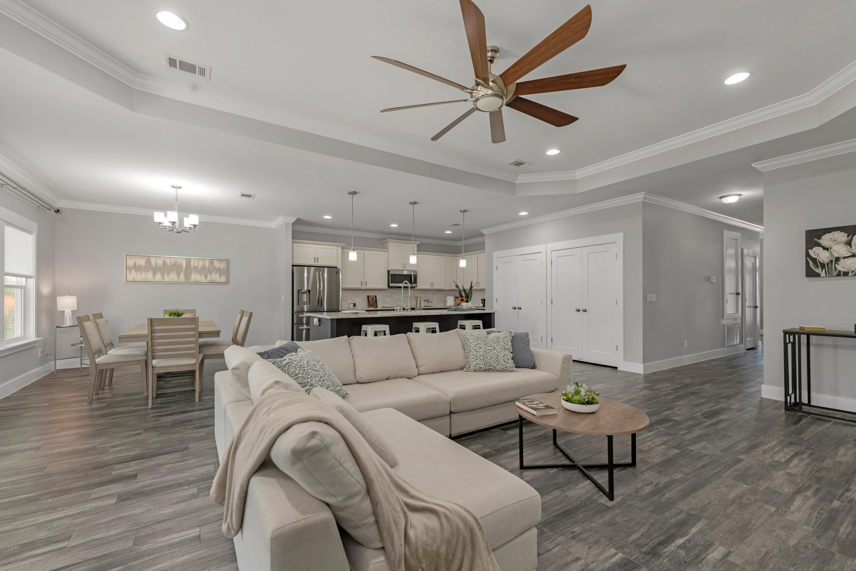 1504 West Ponderosa Road Fort Walton Beach, FL 32547 - Photo 18 of 51 a living room with furniture