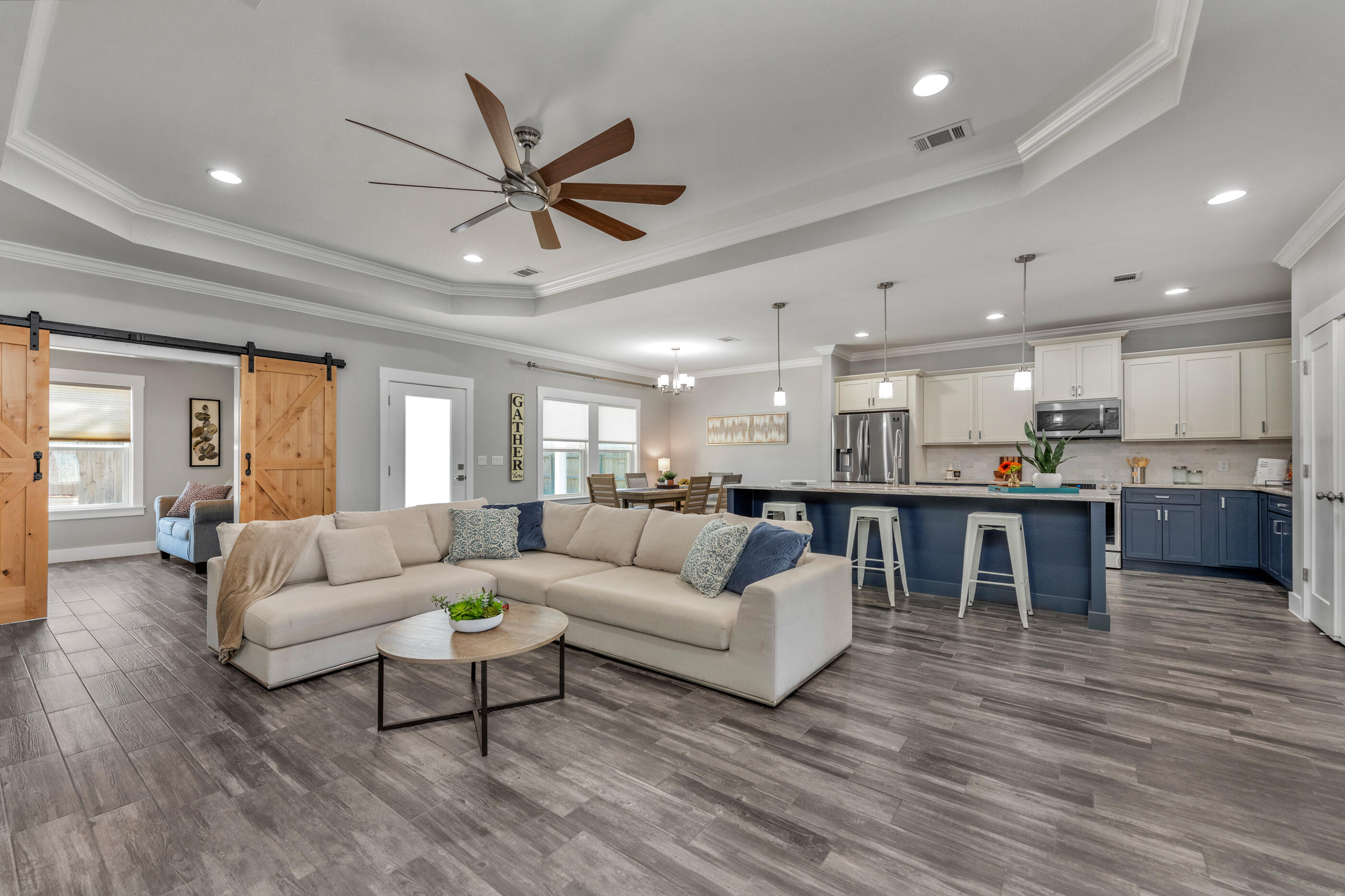 1504 West Ponderosa Road Fort Walton Beach, FL 32547 - Photo 4 of 51 a living room with furniture and kitchen view
