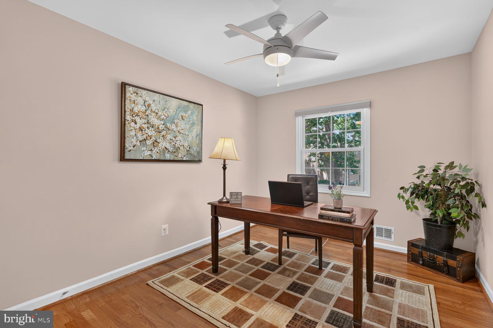 8312 Wickham Road Springfield, VA 22152 - Photo 33 of 49 Third bedroom