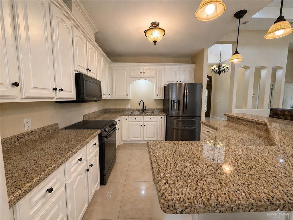1621 Agualeguas Street Roma, TX 78584 - Photo 6 of 15