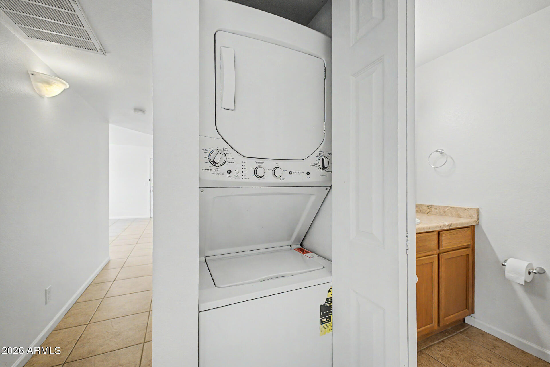 424 West Brown Road, Unit 225 Mesa, AZ 85201 - Photo 20 of 29 Laundry