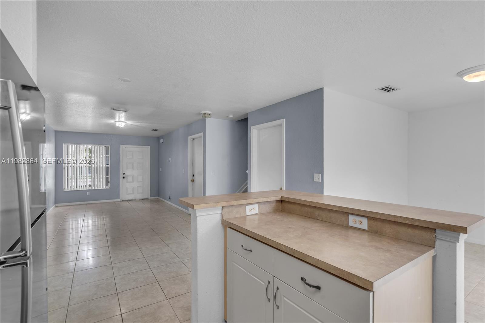 2400 Southwest 87th Way Miramar, FL 33025 - Photo 11 of 36