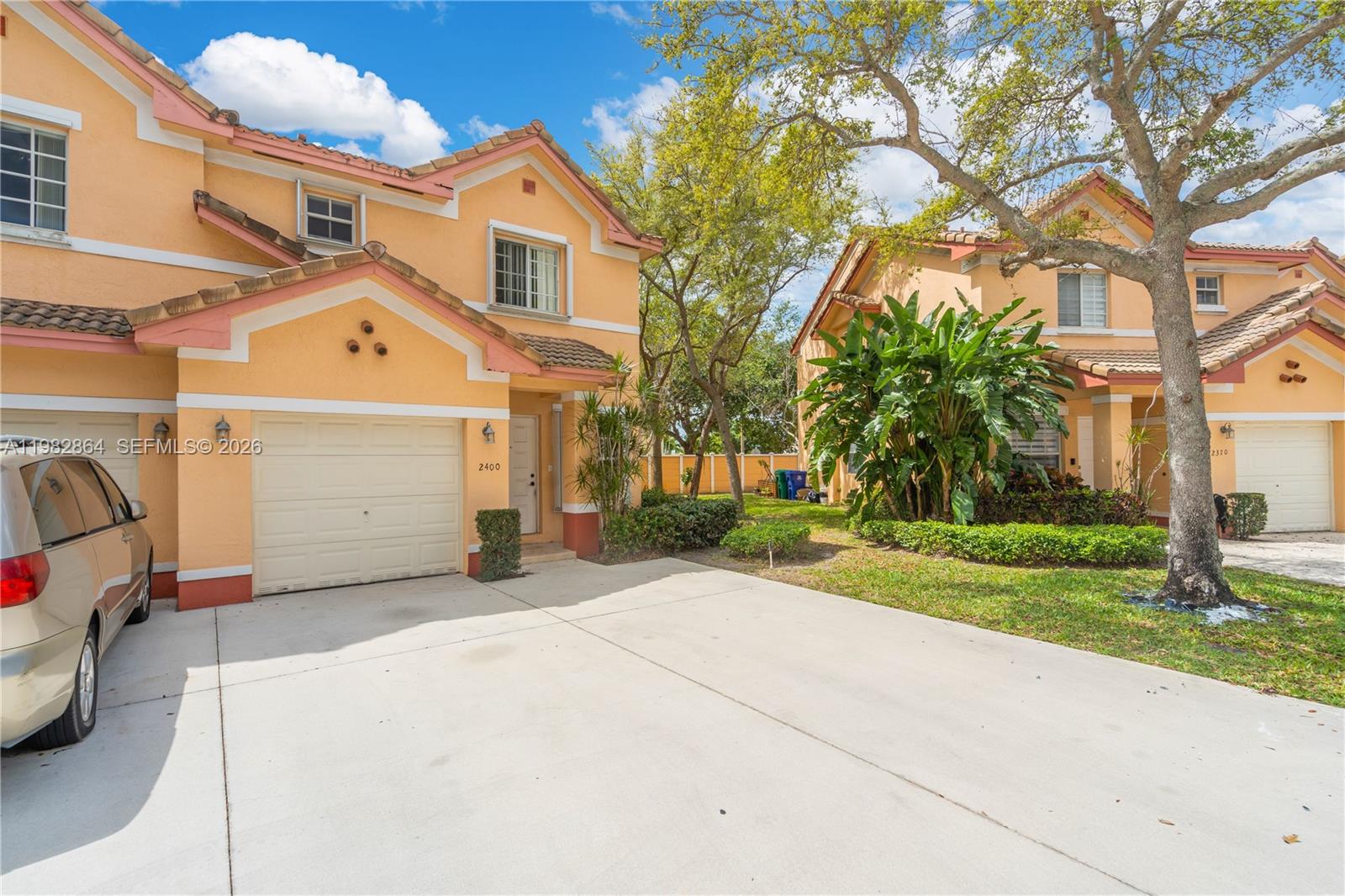 2400 Southwest 87th Way Miramar, FL 33025 - Photo 2 of 36