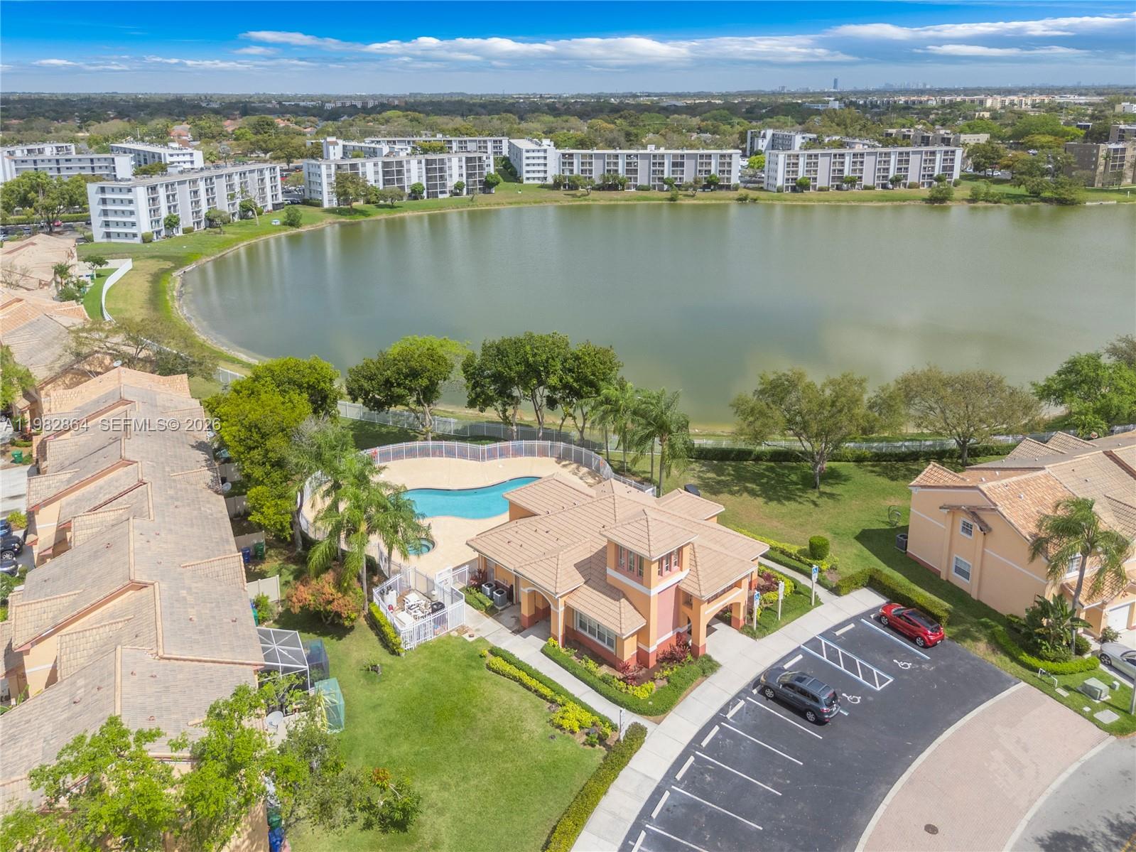 2400 Southwest 87th Way Miramar, FL 33025 - Photo 32 of 36