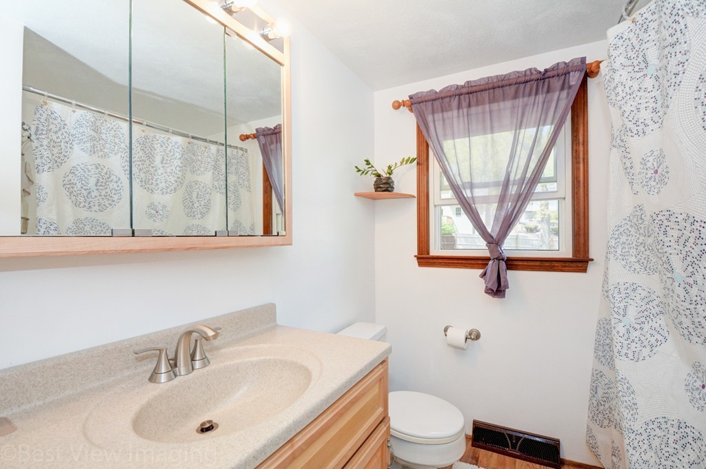 12 Woodbine Road Billerica, MA 01821 - Photo 18 of 26 Gallery Image 18
