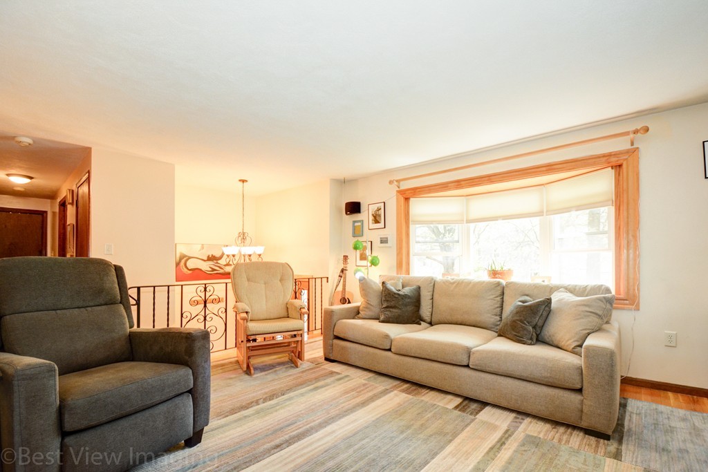 12 Woodbine Road Billerica, MA 01821 - Photo 8 of 26 Gallery Image 8