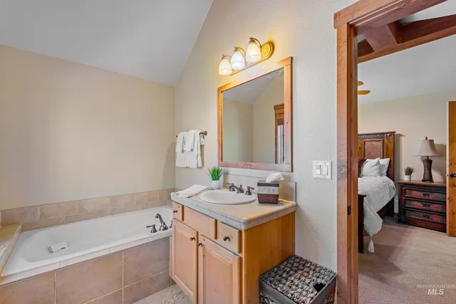 $849,000 | 25 Golden Bar Court, Donnelly, ID 83615