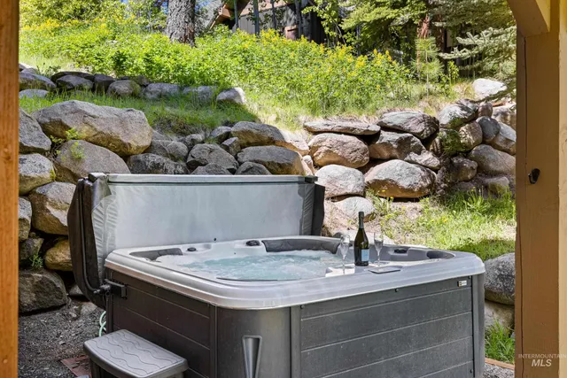 $849,000 | 25 Golden Bar Court, Donnelly, ID 83615