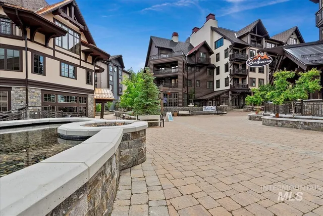 $849,000 | 25 Golden Bar Court, Donnelly, ID 83615