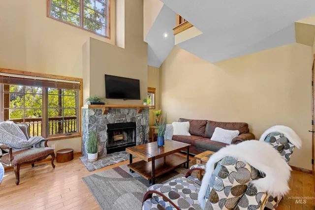 $849,000 | 25 Golden Bar Court, Donnelly, ID 83615