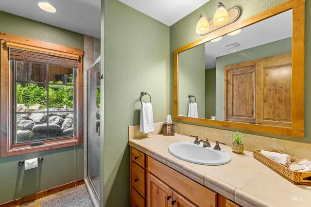 $849,000 | 25 Golden Bar Court, Donnelly, ID 83615