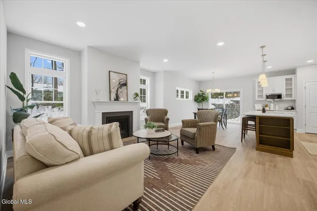 $698,000 | 14 Wellington Court, Clifton Park, NY 12065