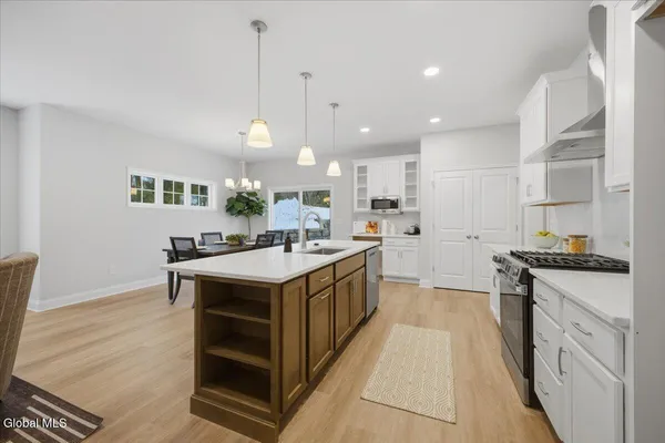 $683,000 | 14 Wellington Court, Clifton Park, NY 12065